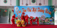Đội lân trường mầm non Phú Tân