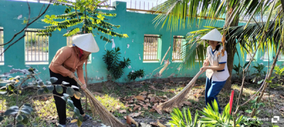 TRƯỜNG MẦM NON PHÚ TÂN TỔNG VỆ SINH  SAU TUẦN HỌC ĐẦU TIÊN CỦA NĂM MỚI