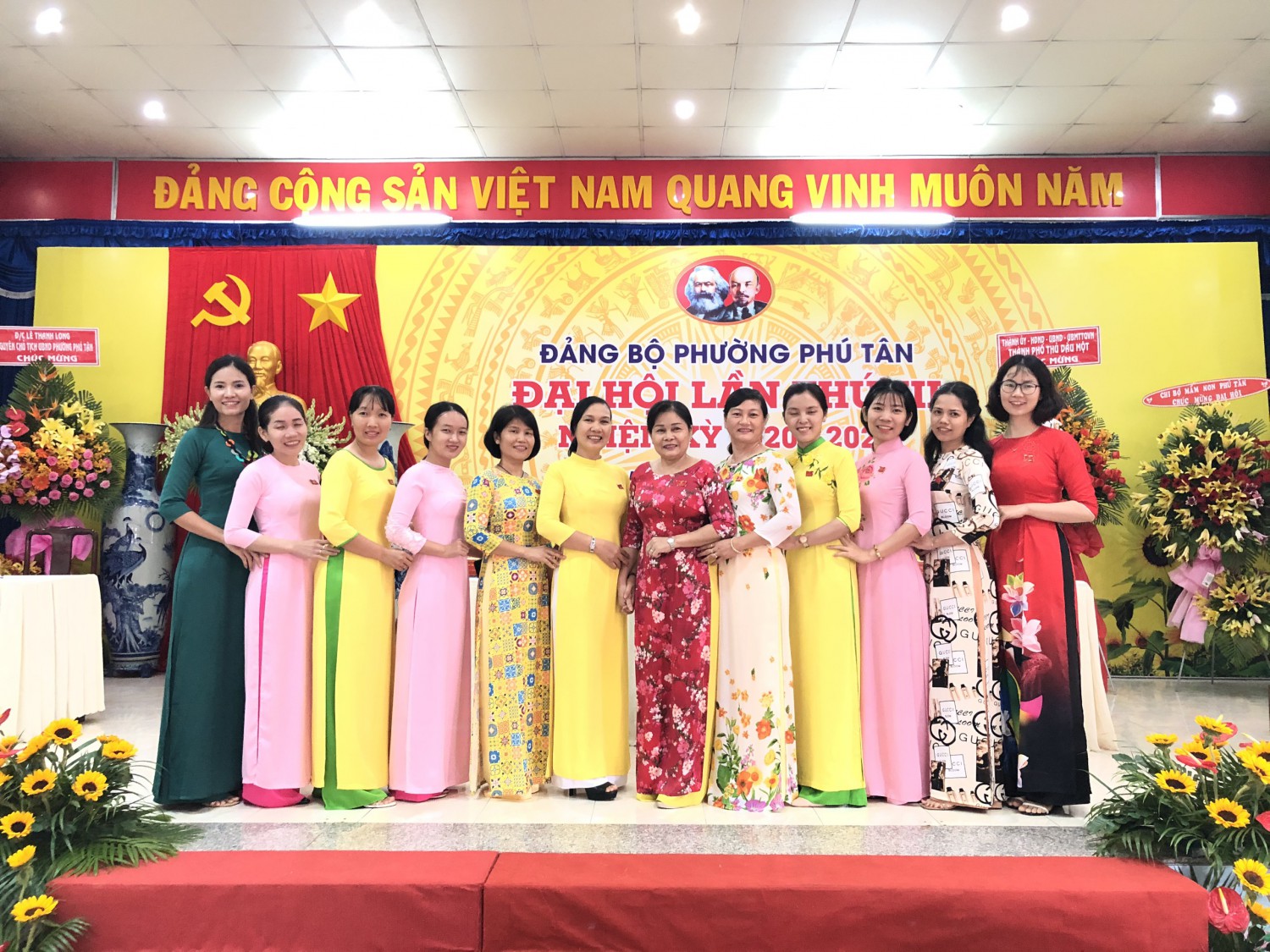 ĐẢNG VIÊN CHI BỘ MẦM NON PHÚ TÂN