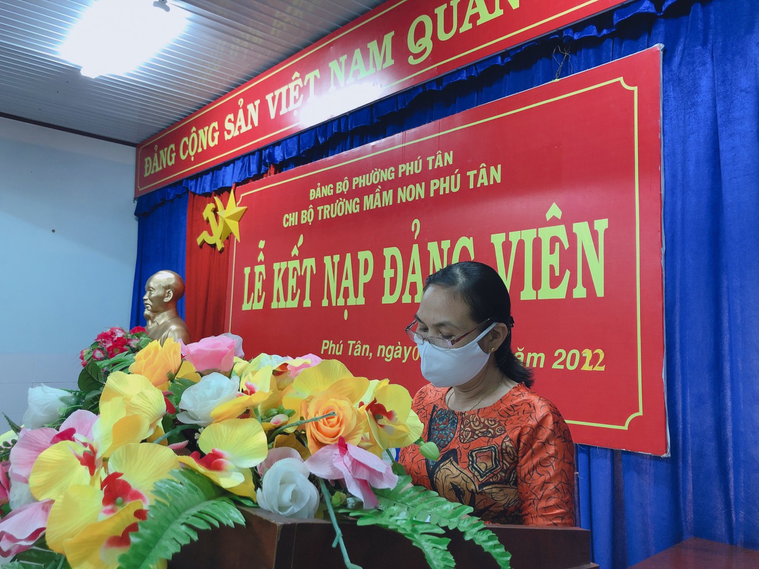 Lễ kết nạp đảng viên