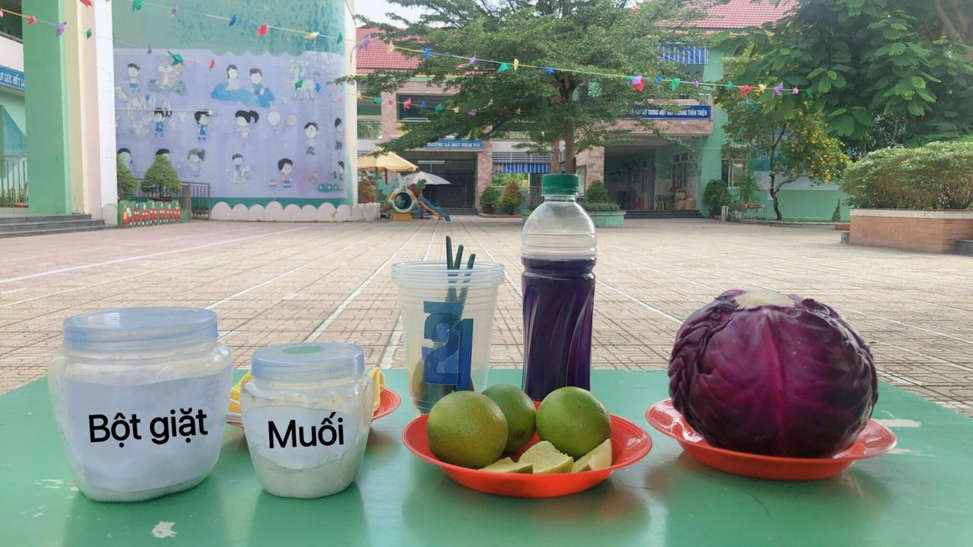 Cùng bé thử nghiệm