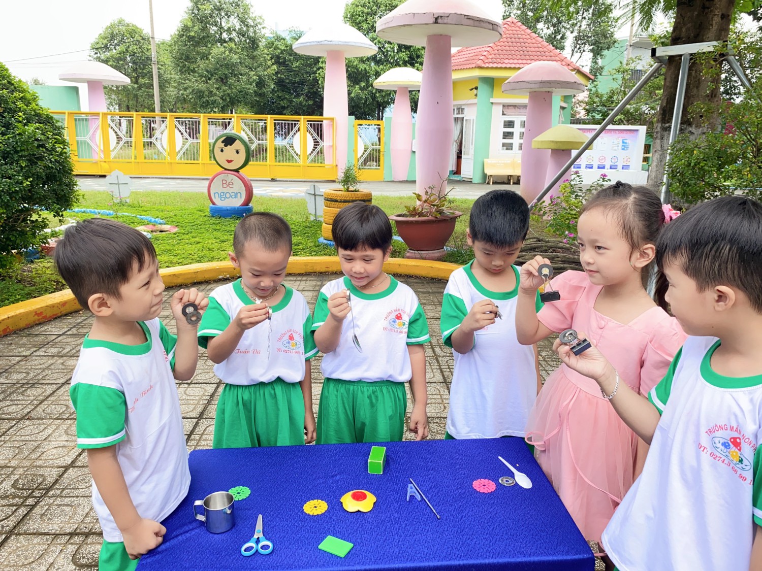 Thử nghiệm “Nam châm hút gì?”