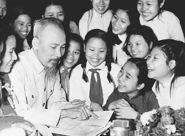 Chủ đề: Bác Hồ với các cháu thiếu niên nhi đồng. Năm học: 2022 - 2023. Khối Chồi
