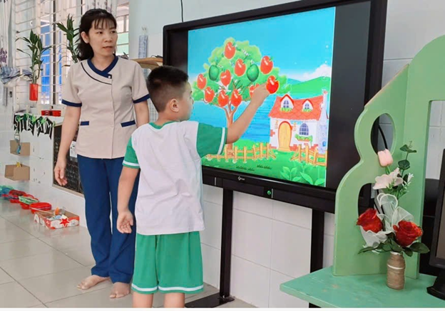 CÁC BÉ LỚP LÁ 2 VUI HỌC TOÁN CÙNG SỐ 10
