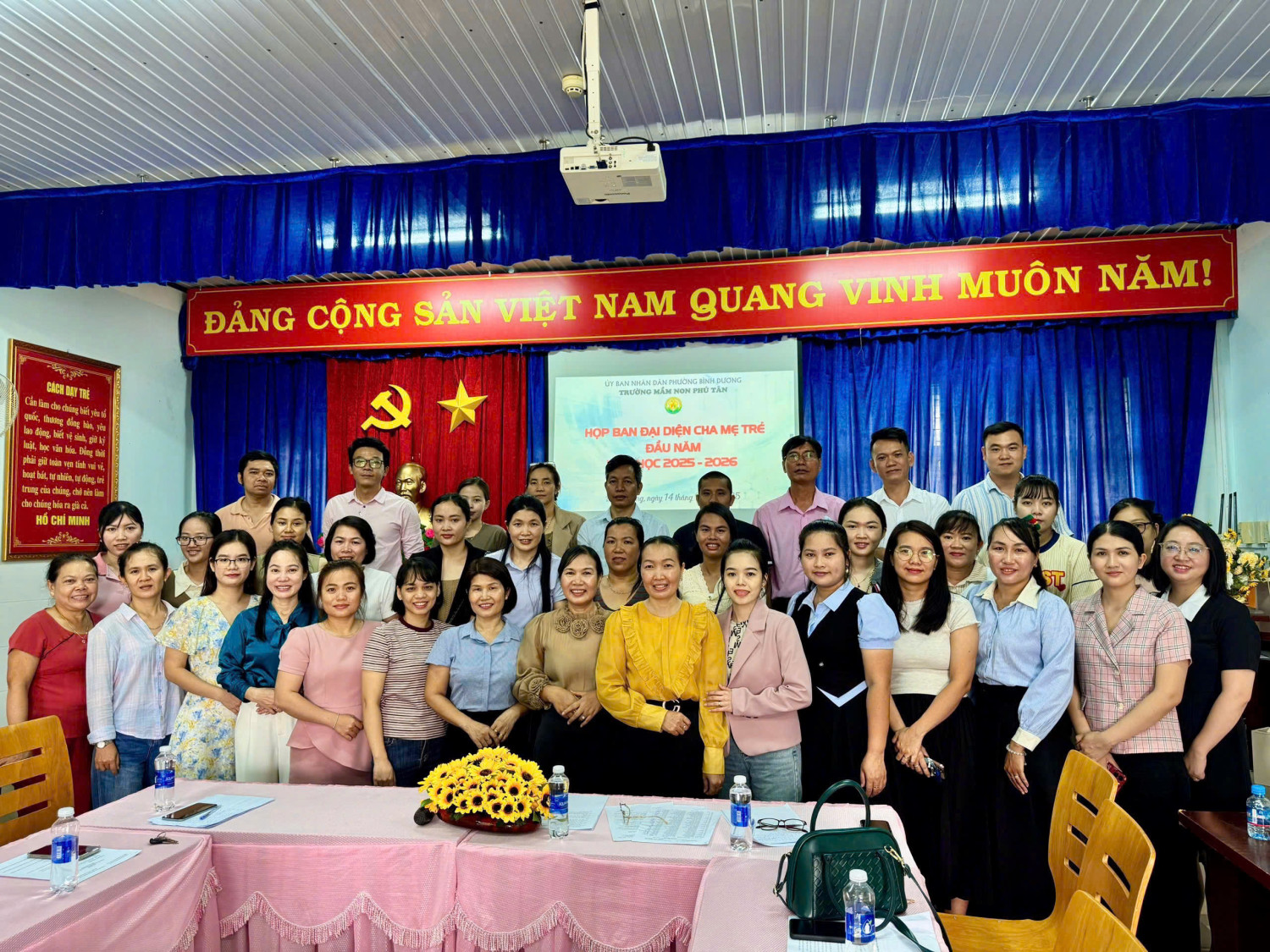 TRƯỜNG MẦM NON PHÚ TÂN TỔ CHỨC HỌP CHA MẸ TRẺ ĐẦU NĂM HỌC 2025 – 2026